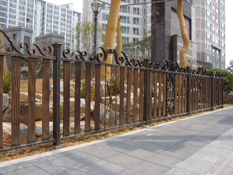 단조휀스_1_1.jpg