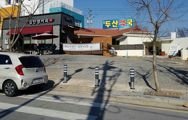 02.jpg